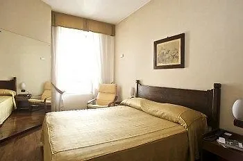 B&B Zara Milão 2*,